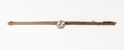 14 kt Gold Jugendstil Diamant-Brosche, GG 585/000, oberhalb zeittyp. plat., 1 Altschliffdiamant ca. 0.30 ct, L. ca. 6.5 cm, ca. 3.1 g