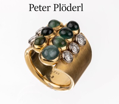 18 kt Gold Turmalin-Brillant-Ring, GG/WG 750/000, Hersteller Peter Plöderl/Mannheim, massive Ausführung, 7 Turmalin-Cabochons zus. ca. 5.50 ct, 5 ...