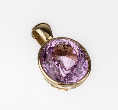 14 kt Gold Kunzit-Clipanhänger, GG 585/000,hohe ovale Fassung, bes. mit einem ovalfacett.Kunzit ca. 8.00 ct, mit Unterkaderung, ca. 2.4x 1.4 cm, ...