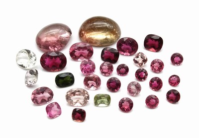 Lot lose Turmaline, ca. 41.00 ct, versch. Schliffformen, Größen und Farben