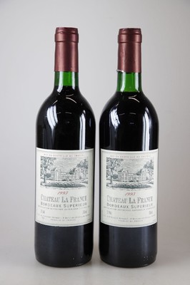 12 Flaschen 1993 Chateau La France, Bordeaux Superieur, je ca. 75cl, 12% Vol., in geöffneter orig. Holzkiste