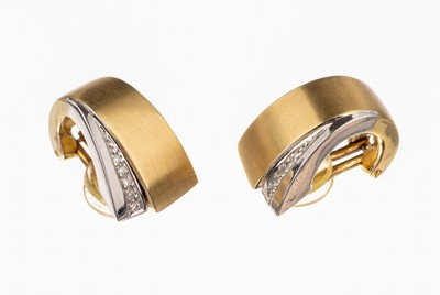 Paar 14 kt Gold Brillant-Ohrclips, GG/WG 585/000, 10 Brillanten zus. ca. 0.10 ct Weiß/si, ca. 9.6 g