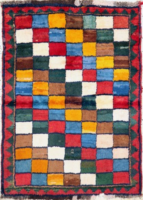 Gabbeh antik, Persien, um 1900, Wolle auf Wolle, ca. 140 x 104 cm, EHZ: 2, (Fransen leicht beschädigt)