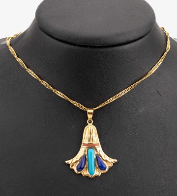 18 kt Gold Türkis-Lapislazuli-Korallen Anhänger, ca. 12.8 g, GG 750/000, florale Gestaltung, an Kette, L. ca. 72 cm, Federringschließe, Versand ...