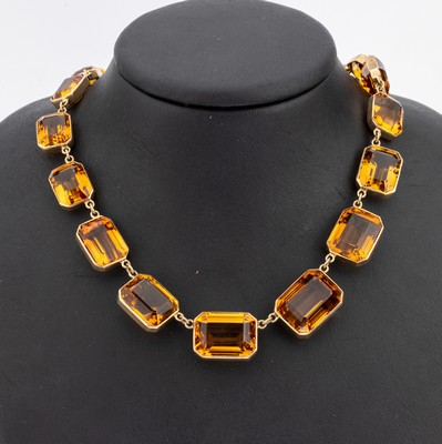 9 kt Gold Citrin-Collier, GG 375/000, 20 facett. Citrin-Rechtecke im Größenverlauf zus.ca. 170.00 ct, ca. 69 g, L. ca. 45 cm, Kastenschloss mit ...