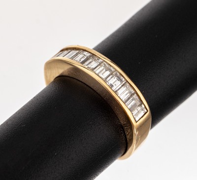 14 kt Gold Diamant-Ring, GG 585/000, 12 Diamantbaguettes zus. ca. 1.12 ct feines Weiss-Weiss/si, RW 53, ca. 3.8 g
