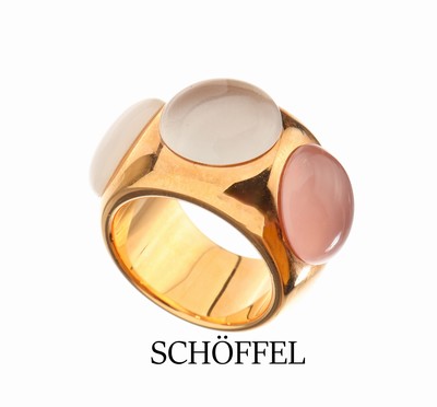 18 kt Gold SCHÖFFEL Farbstein-Ring, GG 750/000, massive Ausführung, 1 runder Mondsteincabochon ca. 5.95 ct, 1 runder Rosenquarzcabochon ca. 5.75 ...