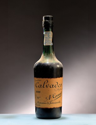 1 Flasche 1898 Adrien Camut Vintage Calvados , Domaine de Semainville, 41%Vol., low shoulder