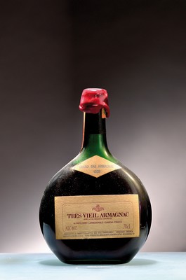 1 Flasche 1928 Tres Vieil Armagnac Vintage, Grand Bas Armagnac, Papelroy-Larressingle -Condom, Frankreich, ca. 70cl, 40% Vol.
