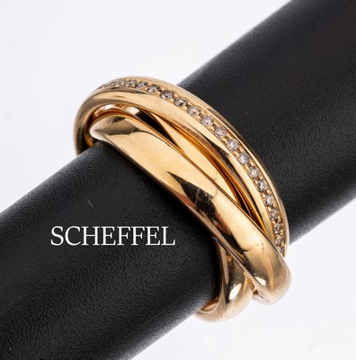 18 kt Gold SCHEFFEL Brillant-Ring, GG 750/000, 3 in sich verschlungene Ringe, 1 x mit Brillanten zus. ca. 0.30 ct nat. Braun, RW52/ 53, ca. 14.4 g