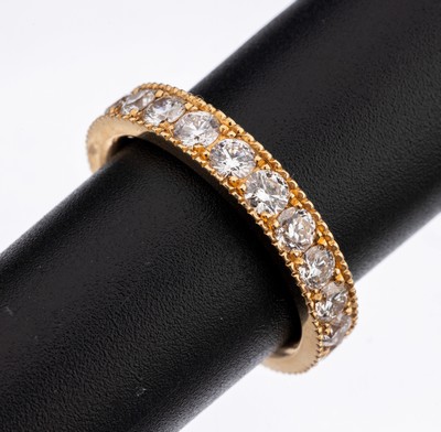18 kt Gold Brillant-Memoryring, GG 750/000,21 Brillanten zus. ca. 2.42 ct feines Weiß/vs,Millegriffverz., RW 55.5, ca. 6.4 g, qualitätvolle ...