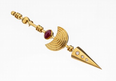 14 kt Gold Rubin-Brillant-Brosche, GG 585/000, außergewöhnliche Gestaltung in Form eines Speers, L. ca. 7.3 cm, 1 kl. ovaler Rubin-Cabochon ca. ...