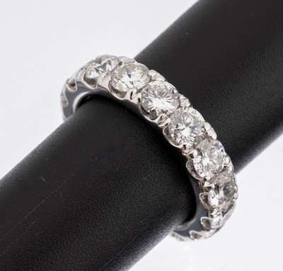 14 kt Gold Brillant-Memoryring, WG 585/000,Brillanten zus. ca. 4.54 ct feines Weiß -Weiß/vs-si, RW 54, ca. 6.8 g