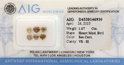 Lot 6 lose facett. Diamant-Herzen zus. 1.07 ctnatural fancy light to deep Yellow/ Brownish Yellow/Yellowish Brown/Yellowish Green/Brown/ vs-si, im ...