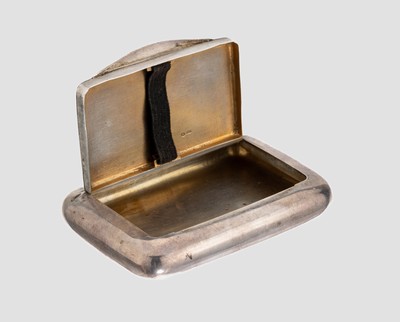 Tabatiere, 800er Silber, Österreich, 1872 -1922, schlichte Gestaltung, massive Ausführung, Deckel innen mit Halteband fürStreichhölzer, innen ...