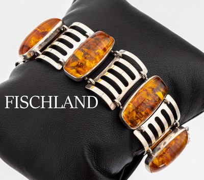 FISCHLAND Bernstein-Armband, 835er Silber, deutsch, 1930er Jahre, typ. Gestaltung, mit länglichen Bernstein-Cabochons, L. ca. 20 cm, Hakenschließe ...