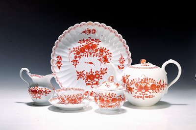 Kaffeeservice, Meissen, Anfang/Mitte 20.Jh., indische Malerei in Rot, Porzellan, Goldstaffage, 6 Teetassen mit UT, große runde Kuchenplatte D. 27 ...