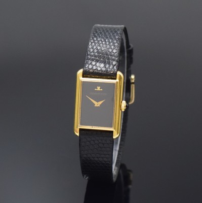 Jaeger-LeCoultre Damenarmbanduhr Referenz 6128 in GG 750/000, Schweiz um 1965, Handaufzug, Tank-förmiges Geh., Boden aufgedr., schwarzes Zifferbl., ...