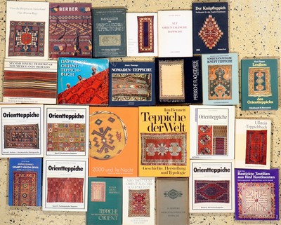 24 Positionen Teppichliteratur 