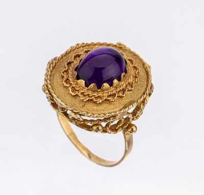 14 kt Gold Amethyst-Ring, GG 585/000, 1950er Jahre, Kordeldrahtverzierungen, mittig ovaler Amethyst-Cabochon, RW 56, ca. 5.7 g