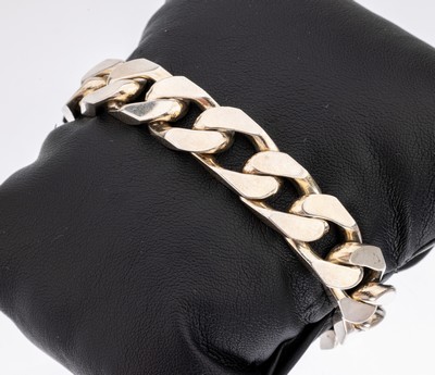 Armband, 925er Silber, Flachpanzermuster, L. ca. 22.5 cm, Kastenschloss mit Sicherheitsacht, ca. 80.8 g