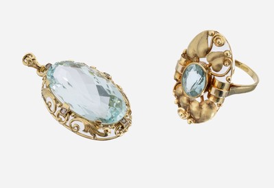 14 kt Gold Aquamarin-Set, 1950er Jahre, GG 585/000, best. aus: 1 Ring, RW 55, ovalfacett.Aquamarin ca. 2.00 ct, florales Dekor, und 1 Anhänger, ...