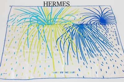 HERMES Seidencarree Pluie d'Etincelles/ Funkenregen, Entwurf Wlodek Kaminski 2005, Seidenkörper off-White mit Motiven in hellgrün, türkis ...