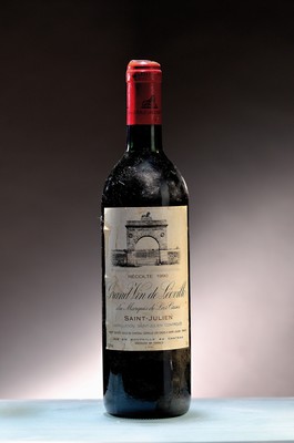 1 Flasche 1990 Chateau Leoville Grand Vin de Leoville, Saint-Julien, ca. 75cl, 12,5%Vol.,very top shoulder, Etikett mit Wasserschaden