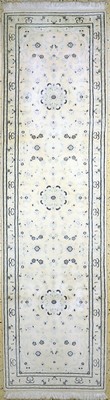 Nain fein(9 La), Persien, Ende 20.Jhd, Korkwolle mit Seide, ca. 300 x 83 cm, EHZ: 2