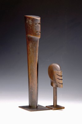Theo Rörig, auch Röhrig, 1940 - 2022, zwei Bronzeskulpturen, Hettenleidelheim, Stele mit Kopf, Bronzeskulptur, num. 1/9, mit Künstlermonogramm, H. ...