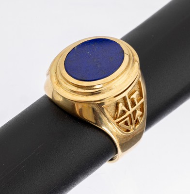18 kt Gold Lapislazuli-Herrenring, GG 750/000, ovale Lapislazuliplatte ungrav., Ringschulter 1x mit Freimaurer Symbolik, 1x mit Eichenlaub, RW 71, ...