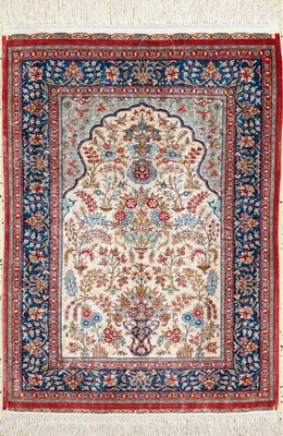 Hereke Seide fein(13x13), signiert, Türkei,Mitte 20.Jhd, reine Naturseide, ca. 75 x 55 cm, ca. 1,7 Mio. Kn/qm, EHZ: 1