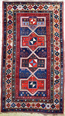 Kazak alt, Kaukasus, Anfang 20.Jhd, Wolle auf Wolle, ca. 220 x 125 cm, EHZ: 2
