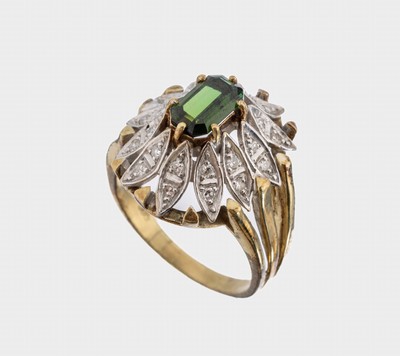 14 kt Gold Turmalin-Diamant-Ring, GG/WG 585/000, hoher Aufbau, mittig Verdelith im Treppenschliff ca. 1.0 ct, 24 8/8-Diamanten zus. ca. 0.36 ct ...