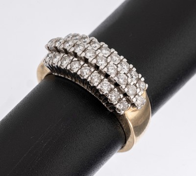 14 kt Gold Brillant-Ring, GG/WG 585/000, 28in WG gefasste Brillanten zus. ca. 1.0 ct Weiß/si-p, RW 60, ca. 7.6 g