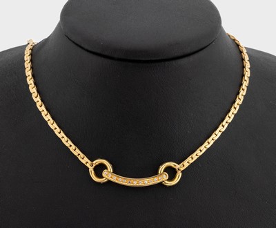 18 kt Gold Diamant-Collier, GG 750/000, Mittelteil bes. mit 13 8/8-Diamanten zus. ca. 0.13 ct Weiß/p, L. ca. 42 cm, Kastenschloss mit ...