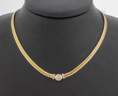 14 kt Gold Diamant-Collier, GG 585/000, Mittelteil mit 1 Brillant und 6 8/8-Diamanten zus. ca. 0.10 ct Weiß/si, L. ca. 43 cm, Karabinerschließe, ...