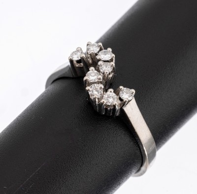 14 kt Gold Diamant Ring, WG 585/000, 8 Diamanten zus. ca. 0.24 ct Weiß/si, RW 60, ca.3.1 g
