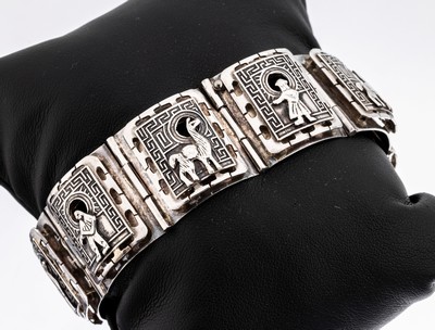 925er Silber Armband, Peru, gewölbte Glieder mit Durchbrucharbeit, verbödet, Darst. von Lamas und Personen in versch. Trachten, L. ca. 18.5 cm, ...