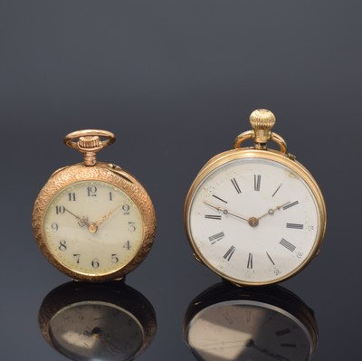 2 offene Taschenuhren in GG 585/000, Schweiz um 1900/1910, Geh. beide dell., guill. Rückdeckel m. Monogrammspiegel, Emailzifferblätter ...