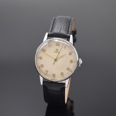 OMEGA Herrenarmbanduhr mit Kaliber 30T2 in Stahl, Schweiz um 1947, Handaufzug, Boden u. Glasrand aufgedr., Omega Lederband m. Dornschl., silb. rest. ...