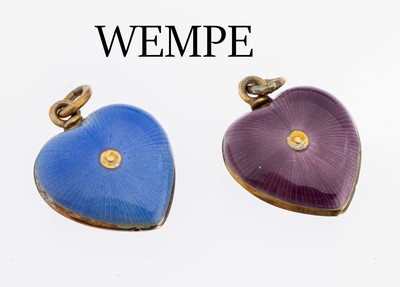 Konvolut 2 WEMPE Email-Herzanhänger, 925er Silber verg., sign., 1x blau emaill., 1x violett emaill., in Wempe Etui