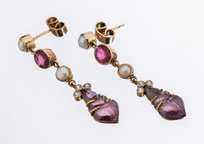 Paar 14 kt Gold Farbstein-Perl-Ohrstecker, GG 585/000, länglich bewegl., 2 ovalfacett. Turmaline, 2 floral geschnittene Amethyste, Halbperlen, ...
