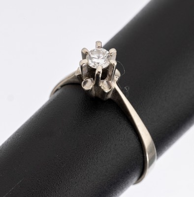 14 kt Gold Brillant-Ring, WG 585/000, einzelner Brillant ca. 0.18 ct (grav.) Weiß/vs, RW 55, ca. 1.9 g