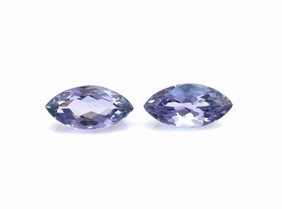 Lot 2 lose Tansanite, ca. 2.07 ct, facett. Navettes