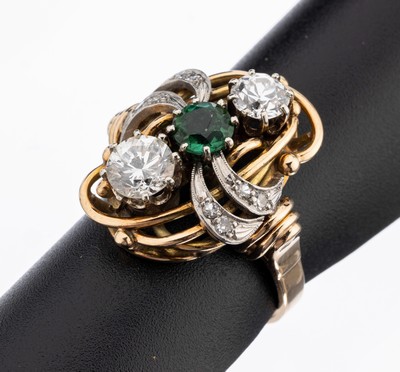 14 kt Gold Diamant-Turmalin-Ring, RG/WG 585/000, Idar-Oberstein 1960er Jahre, mittig rundfacett. Turmalin ca. 0.50 ct, 2 Brillanten und 8 ...