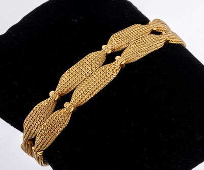 18 kt Gold Armband, GG 750/000, 2-rhg., L. ca. 18 cm, Kastenschloss mit 2 Sicherheitsachten, ca. 29 g