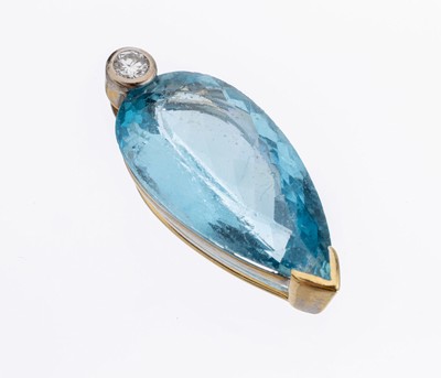 18 kt Gold Aquamarin-Brillant-Anhänger, WG 750/000, facett. Aquamarintropfen ca. 12.0 ct,Kerben, 1 Brillant ca. 0.20 ct Weiß/si, L. ca.3 cm, ca. ...