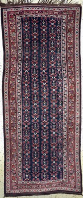 Weramin antik, Persien, datiert 1332(1911),Wolle auf Wolle, ca. 306 x 128 cm, EHZ: 1- 2,aus Sammlungsauflösung