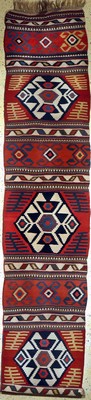Shahsawan Kelim antik, Persien, 19.Jhd, Wolle auf Wolle, ca. 500 x 95 cm, EHZ: 2,aus Sammlungsauflösung